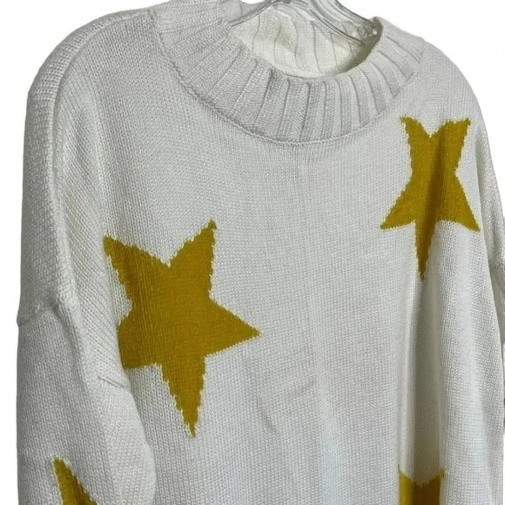 Oversized White and‎ Yellow Star Mock Neck Sweater Size M Cozycore Streetwear